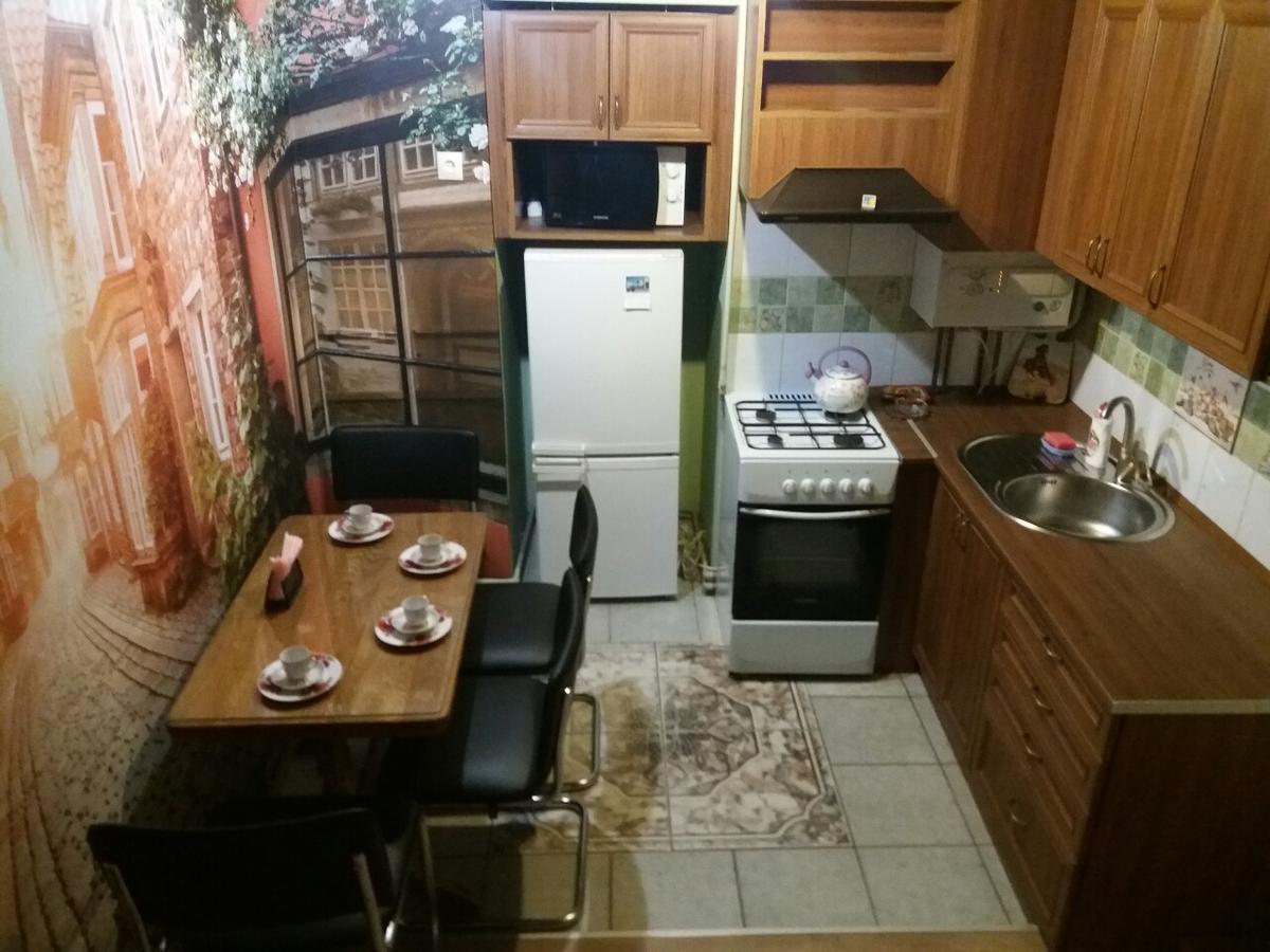 Apartment On Ploshcha Svyatogo Teodora 리비프 외부 사진